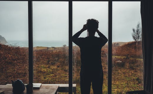 baie et porte vitrée